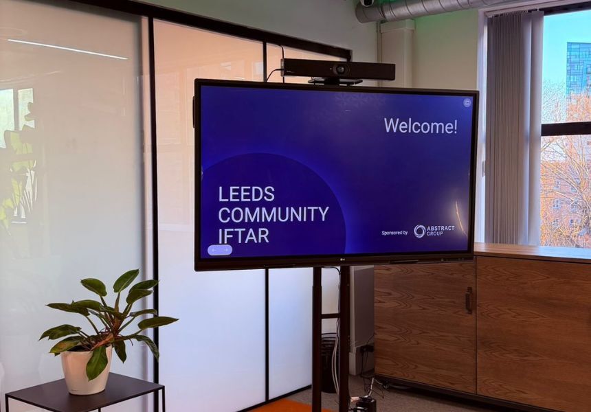 Welcome presentation to iftar